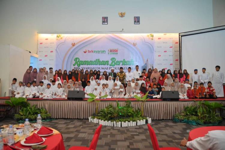 BRK Syariah Dumai Berbagi di Ramadan, 100 Anak Yatim Terima Santunan