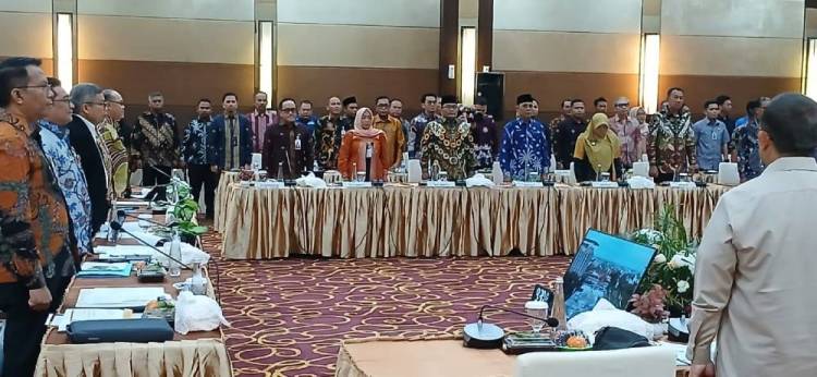 Wawako Dumai Sugiyarto Hadiri Kunker Komisi II DPR RI, Bahas Penguatan BUMD dan PAD