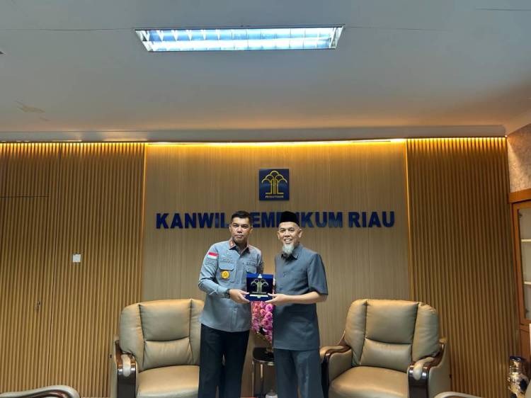 Audiensi dengan Kakanwil, Walikota Dumai Paisal Siap Sinergi dengan Kemenkumham Riau