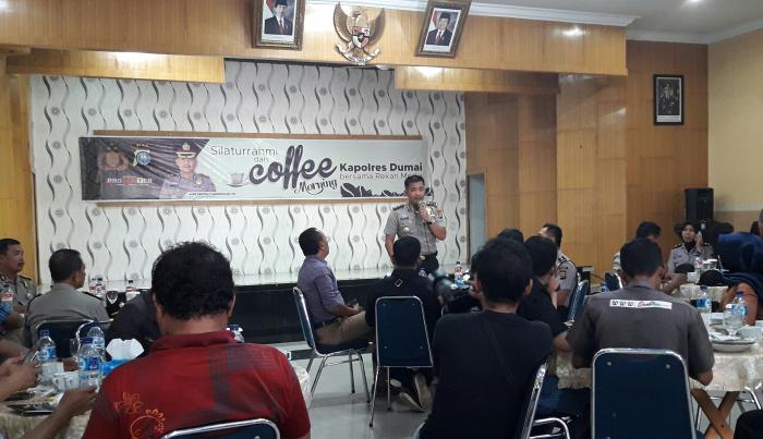 Kapolres Dumai Silaturahmi dan Coffee Morning Bersama Rekan Media