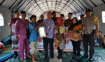 Bank Riau Kepri Dumai Salurkan Bantuan Banjir di Kelurahan Bumi Ayu