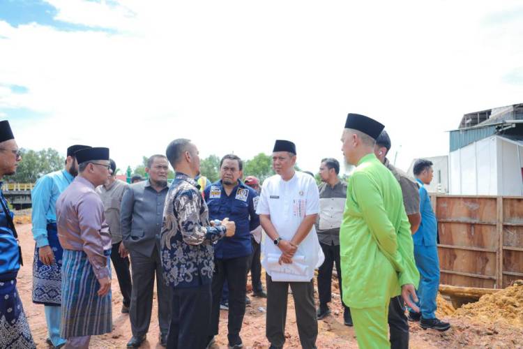 BPKP Riau dan Wako Paisal Tinjau Proyek Penanggulangan Banjir Segmen Satu di Dumai