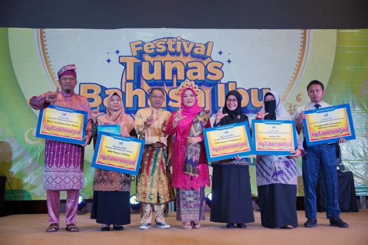 Siswa SMP Negeri 2 Dumai Raih Predikat UKBI Terbaik Tingkat Provinsi Riau 2025