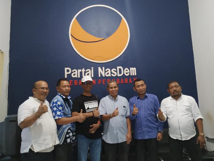 Zainal Abidin Silaturahmi Politik Dengan Nasdem Riau